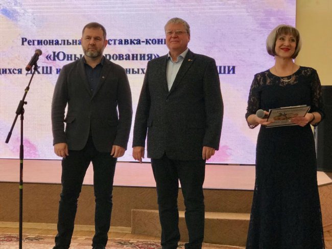 В колымской столице завершились региональные конкурсы «Юные дарования»