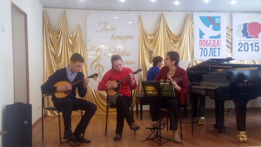 28 марта в большом зале Магаданского колледжа искусств прошел заключительный гала-концерт XVII регионального конкурса «Юные дарования» музыкантов-исполнителей на народных инструментах «НОВЫЕ ИМЕНА»
